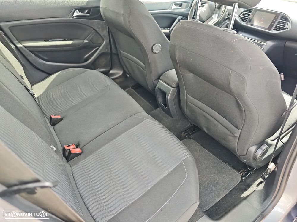 Peugeot 308 SW 1.6 BlueHDi Active - 8