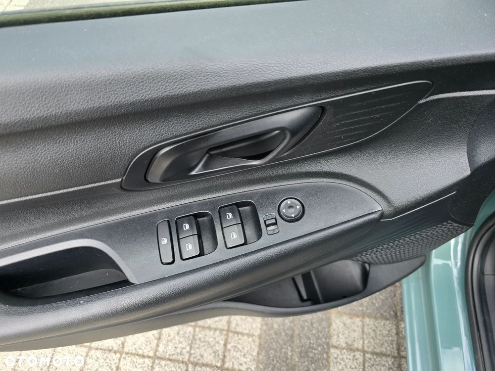 Hyundai i20 1.2 Pure - 12