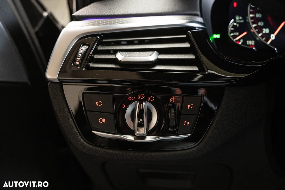 BMW Seria 5 540d xDrive Aut. - 29