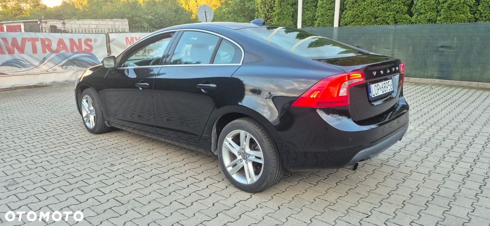 Volvo S60 - 3