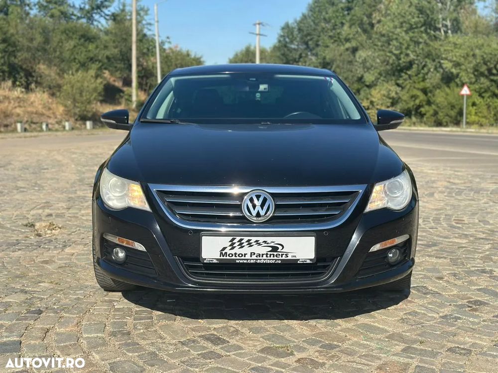 Volkswagen Passat - 4