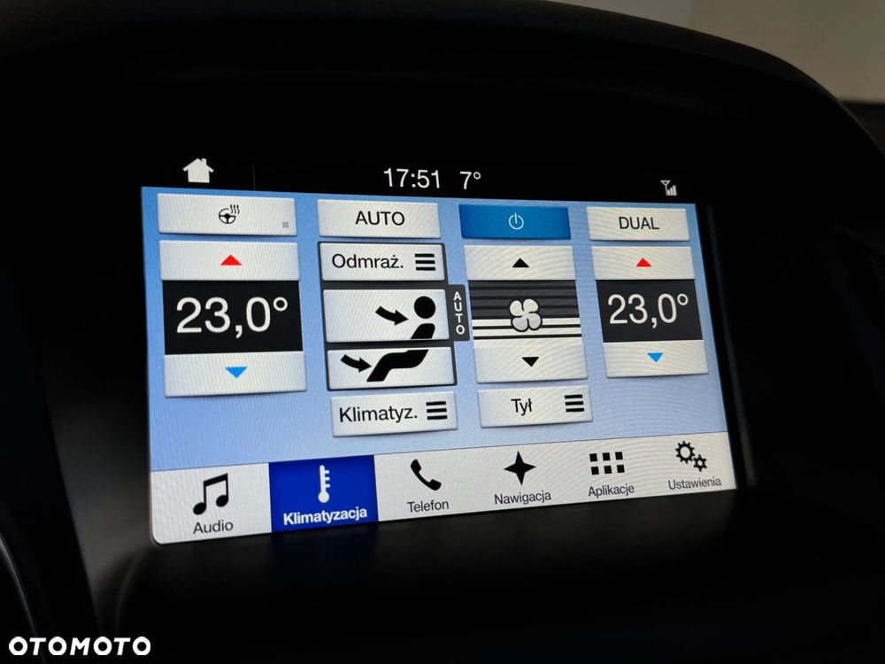 Ford Focus Turnier 1.5 EcoBlue Start-Stopp-System ST-LINE - 32