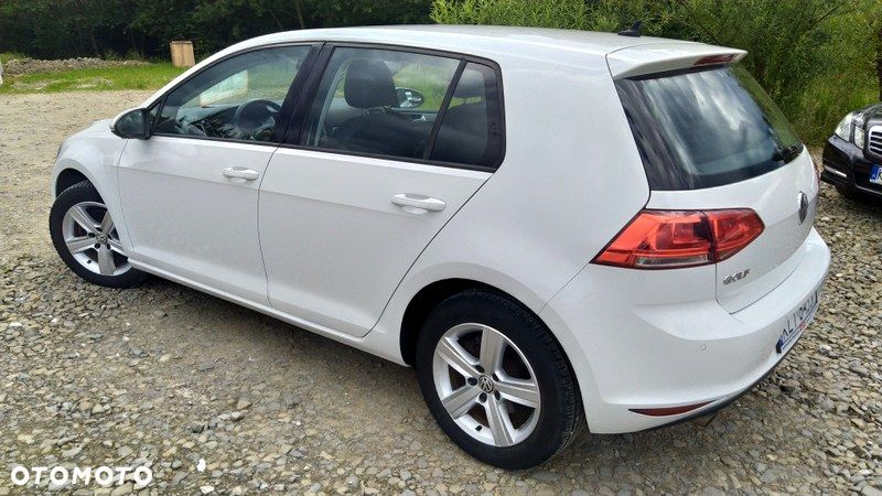 Volkswagen Golf - 9