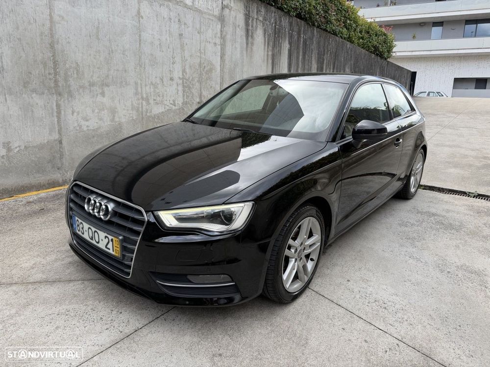 Audi A3 1.6 TDI S-line S tronic - 2