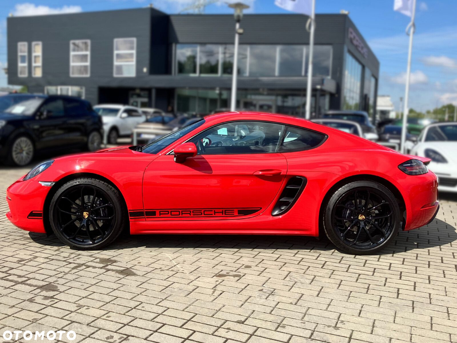 Porsche 718 Cayman - 10