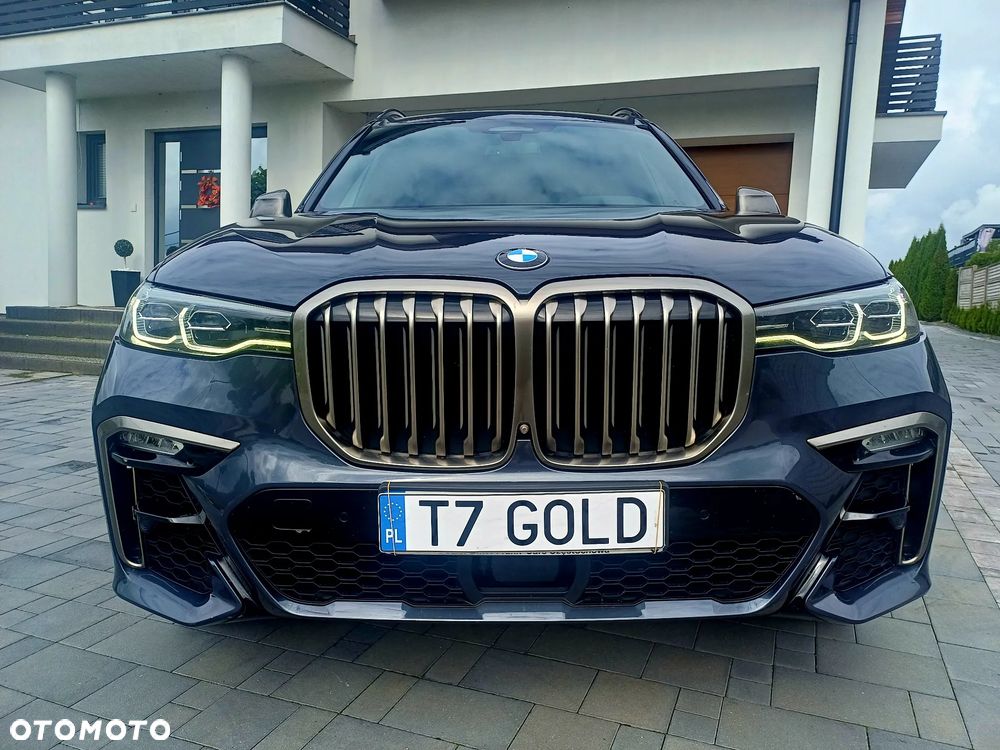 BMW X7 - 12