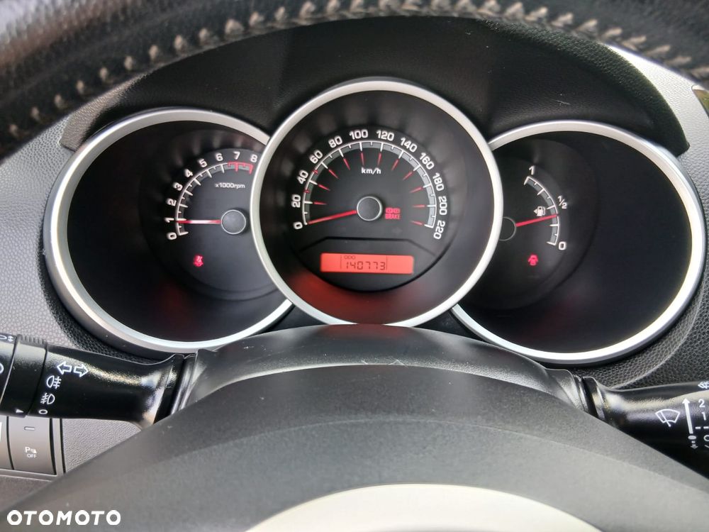 Kia Venga 1.4 CVVT Dream Team Edition - 23