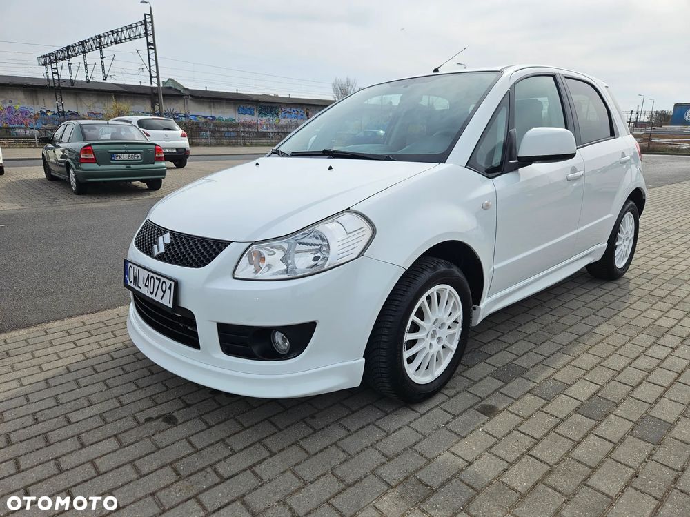 Suzuki SX4 1.6 VVT 4x2 Comfort Dance - 1
