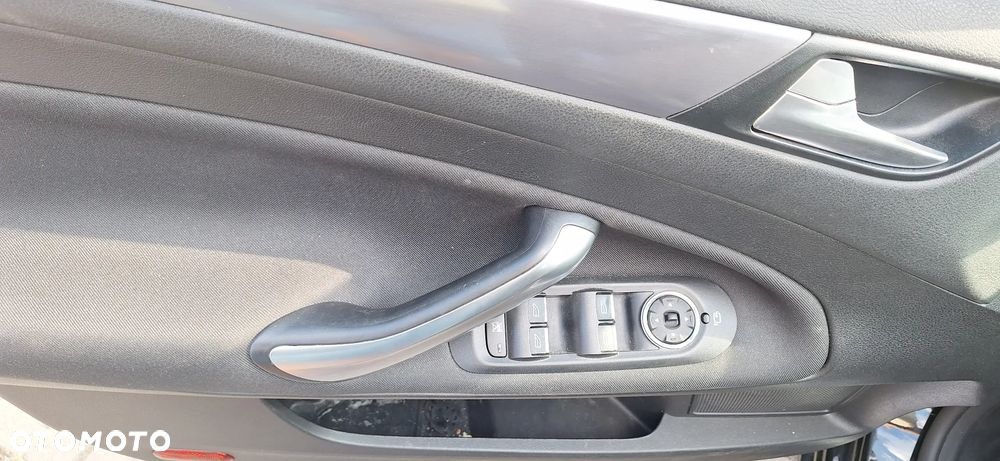 Ford Mondeo - 15