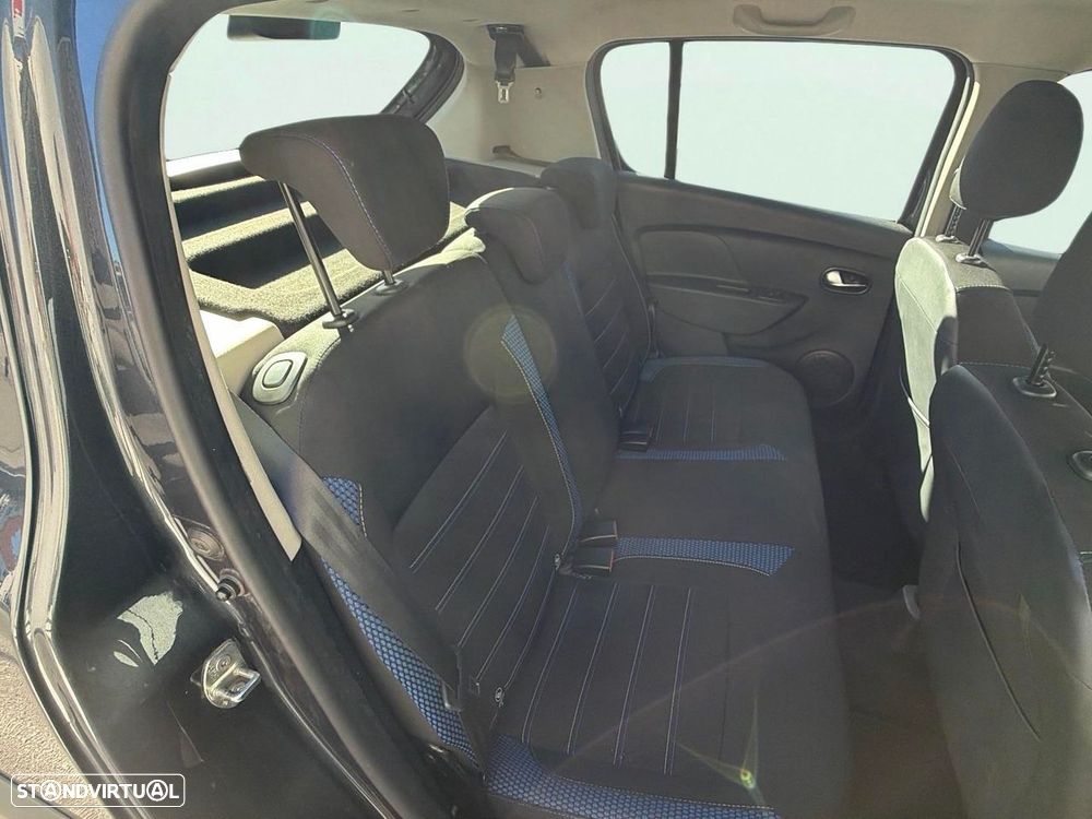 Dacia Sandero - 18