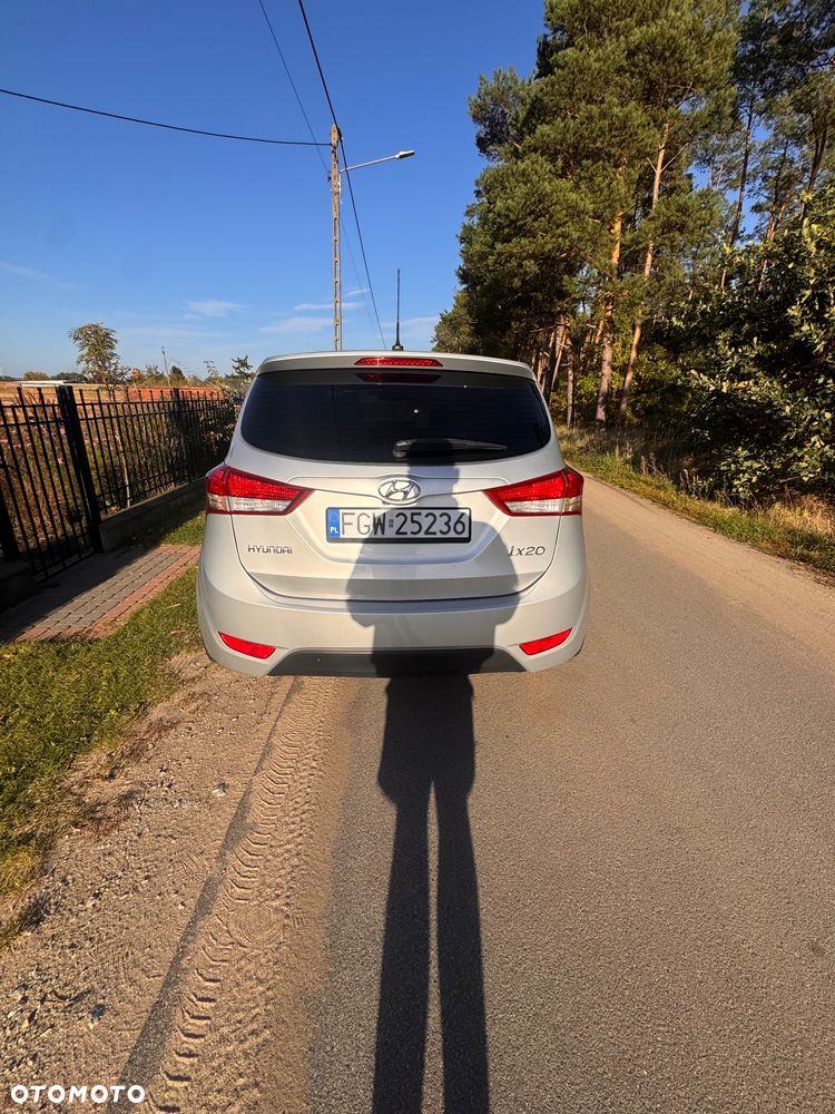 Hyundai ix20 - 10