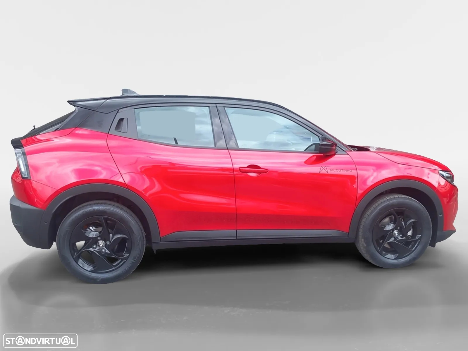 Alfa Romeo Junior 1.2 Q4 eDCT6 - 7