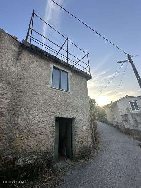 Casa c/ terreno - Grande imagem: 2/6