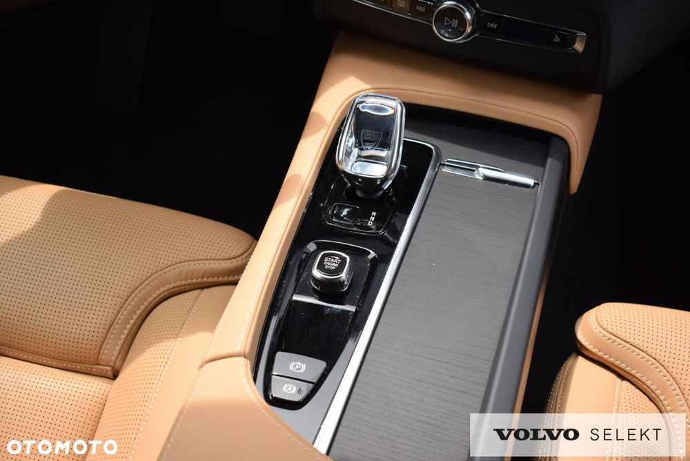 Volvo XC 90 - 20