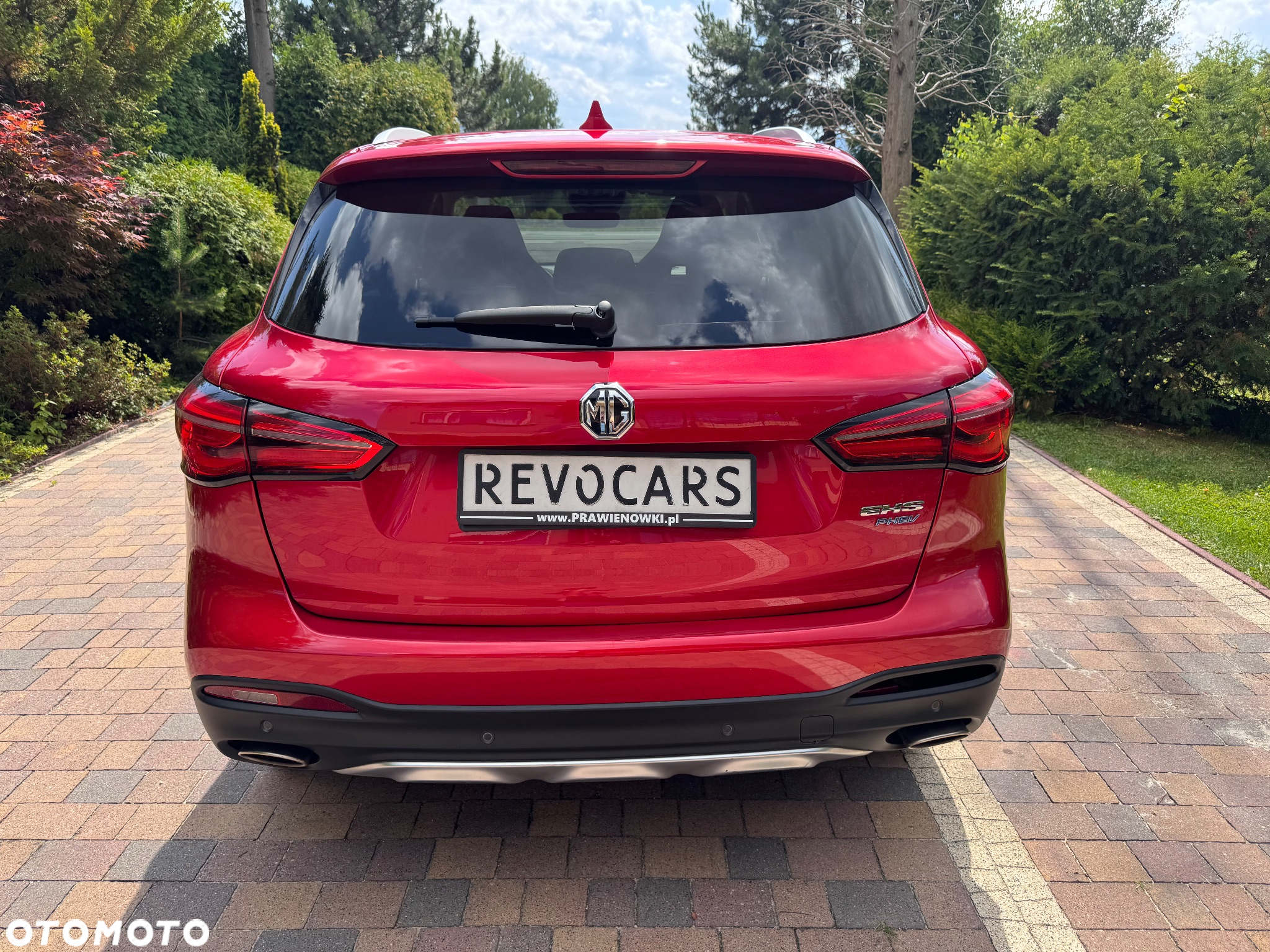 MG EHS PHEV Luxury - 24