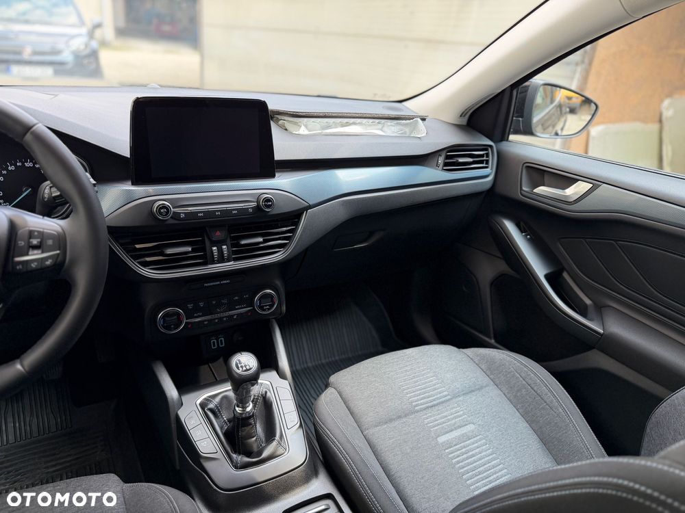 Ford Focus 1.0 EcoBoost Hybrid ACTIVE X - 8