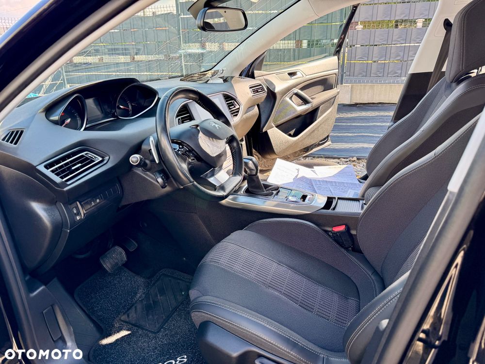 Peugeot 308 - 12