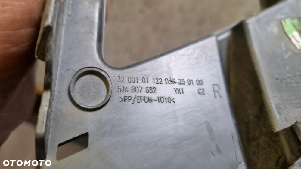 SKODA RAPID 2012- ATRAPA ZDERZAKA PRAWY PRZÓD 5JA807682 - 3