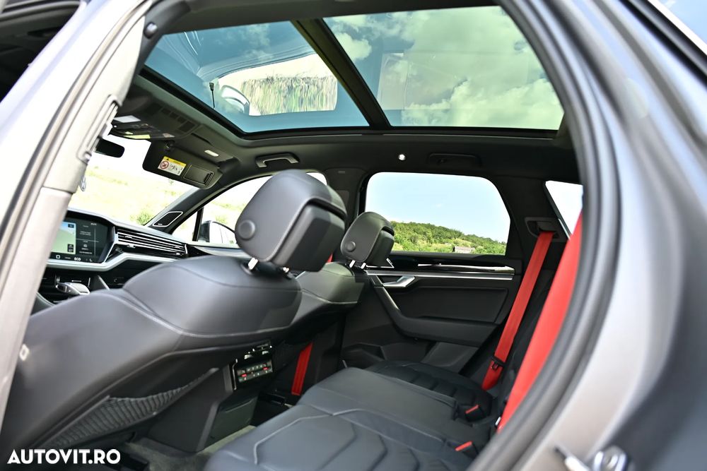 Volkswagen Touareg - 24