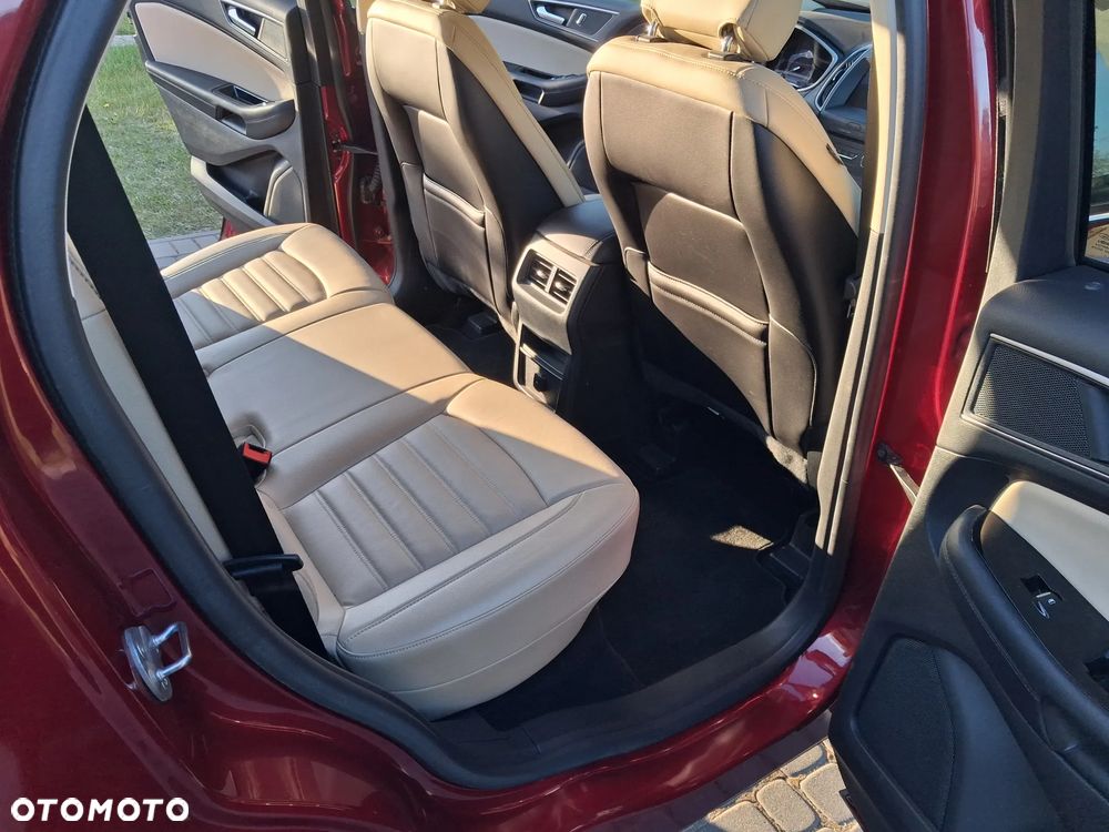 Ford Edge - 11