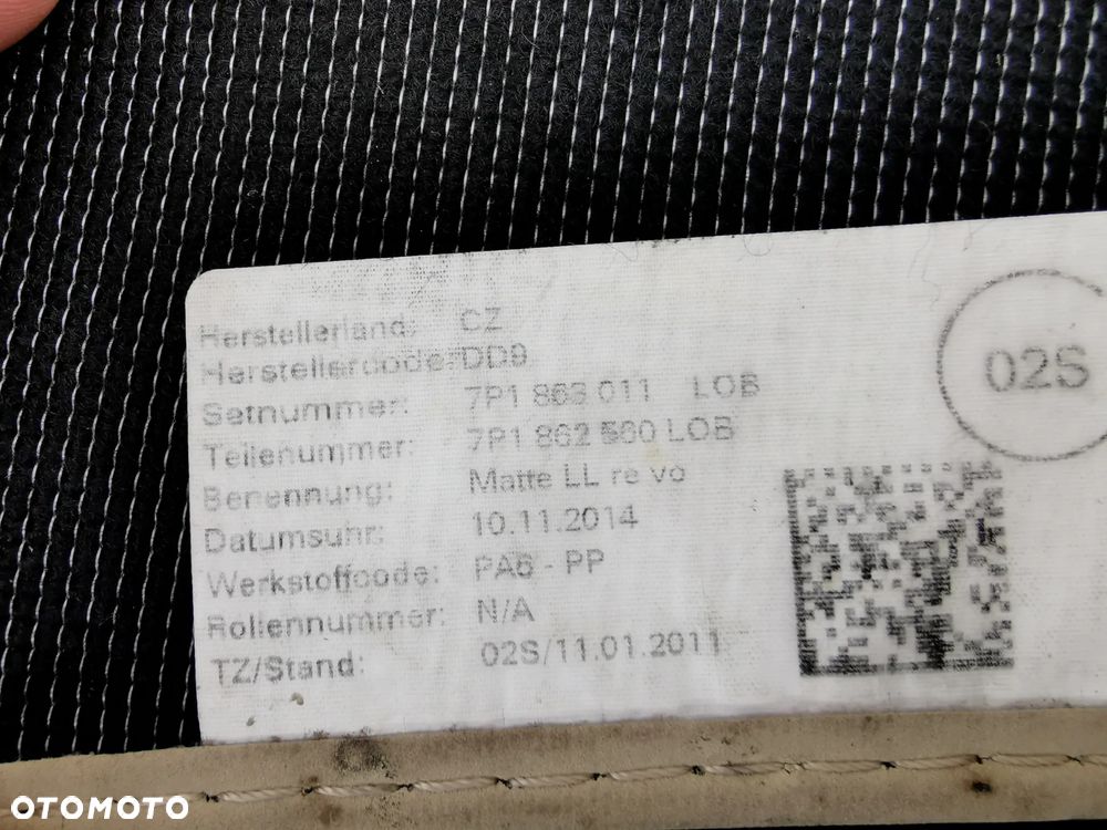 VW TOUAREG 7P 10-18R WYCIERACZKI DYWANIKI WELUROWE CZARNE OBSZYCIE BEZOWE KOMPLET PRZOD TYL 7P1863011 LOB 7P6862478 A - 9