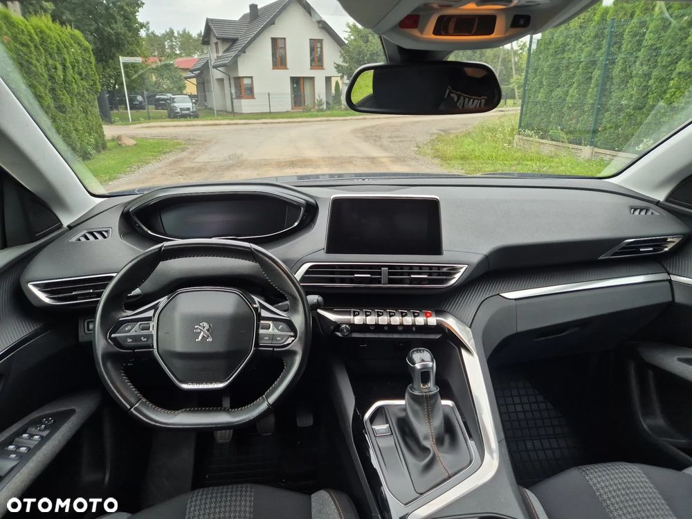 Peugeot 3008 1.2 PureTech Active S&S - 11