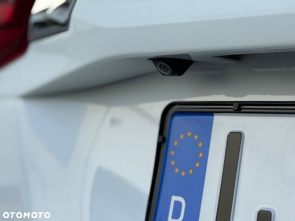 Mitsubishi Outlander PHEV Instyle NAVI + - 7