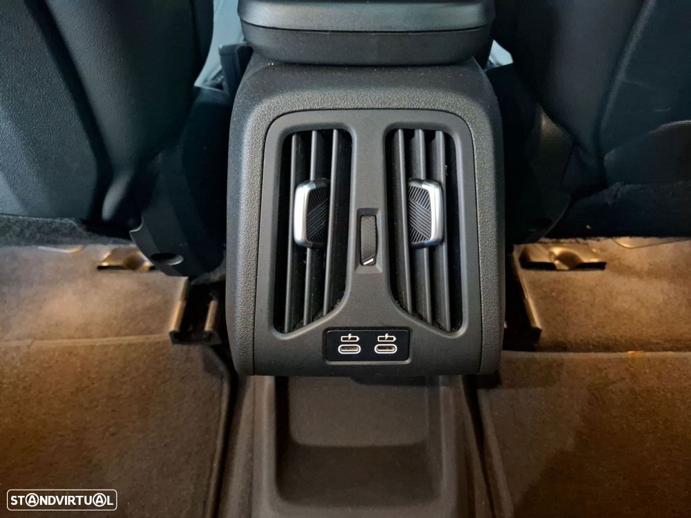 BMW iX1 eDrive20 - 25