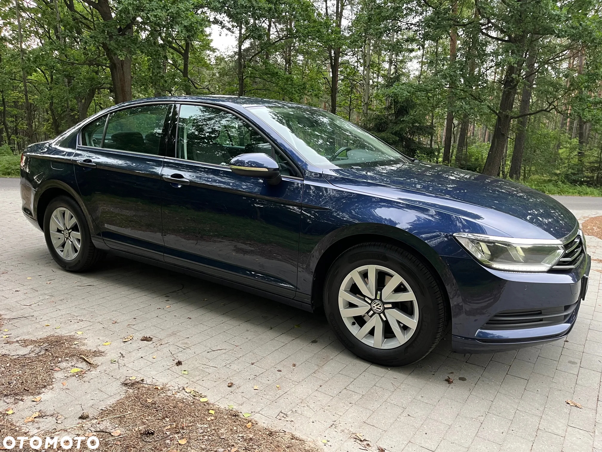 Volkswagen Passat 1.4 TSI BMT Trendline - 10