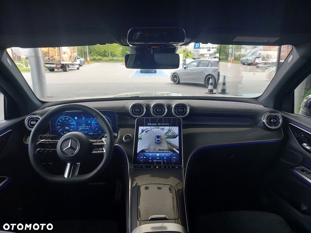 Mercedes-Benz GLC - 11