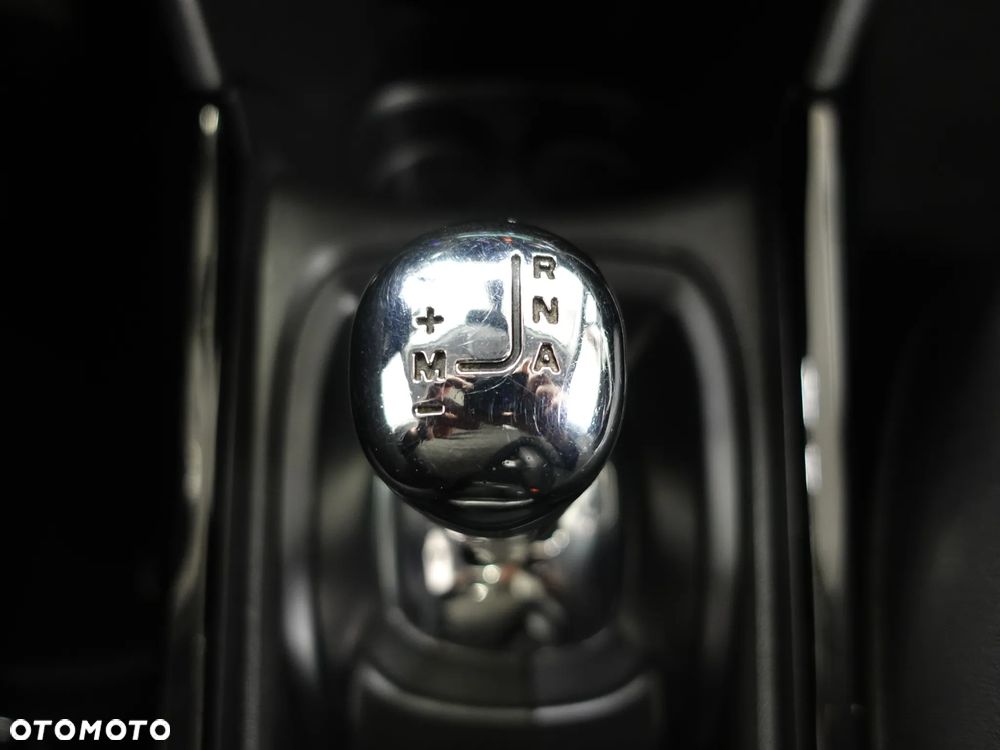 Peugeot 2008 e-HDi FAP 92 ETG6 STOP & START Allure - 33