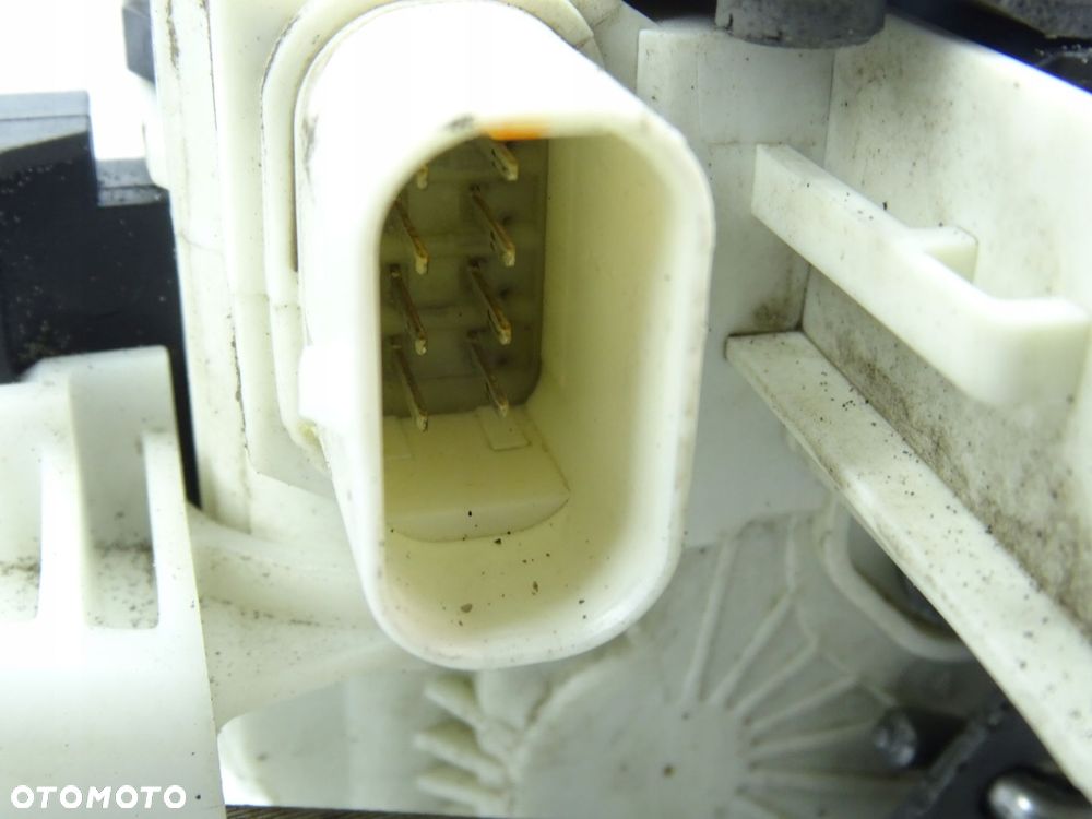 Zamek drzwi przesuwnych Mercedes Sprinter III W910 2006-2013 A9067304335 - 6