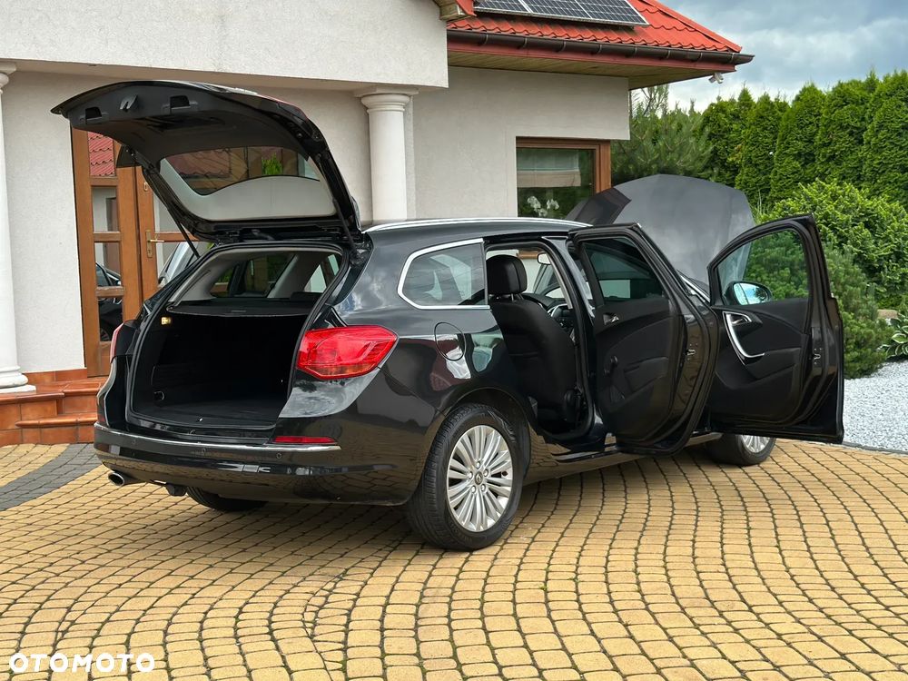 Opel Astra IV 1.6 T SIDI Cosmo S&S - 34
