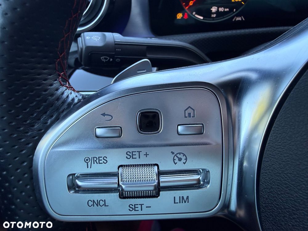 Mercedes-Benz CLA 250 4-Matic AMG Line 7G-DCT - 21