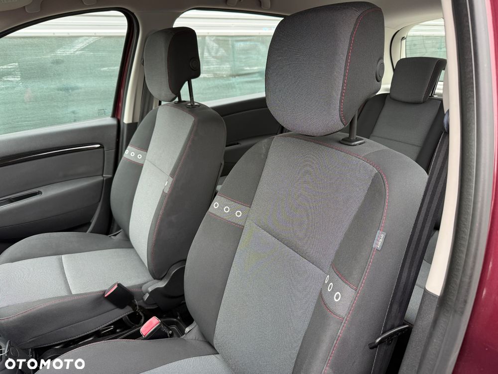 Renault Scenic 1.6 16V 110 Dynamique - 15