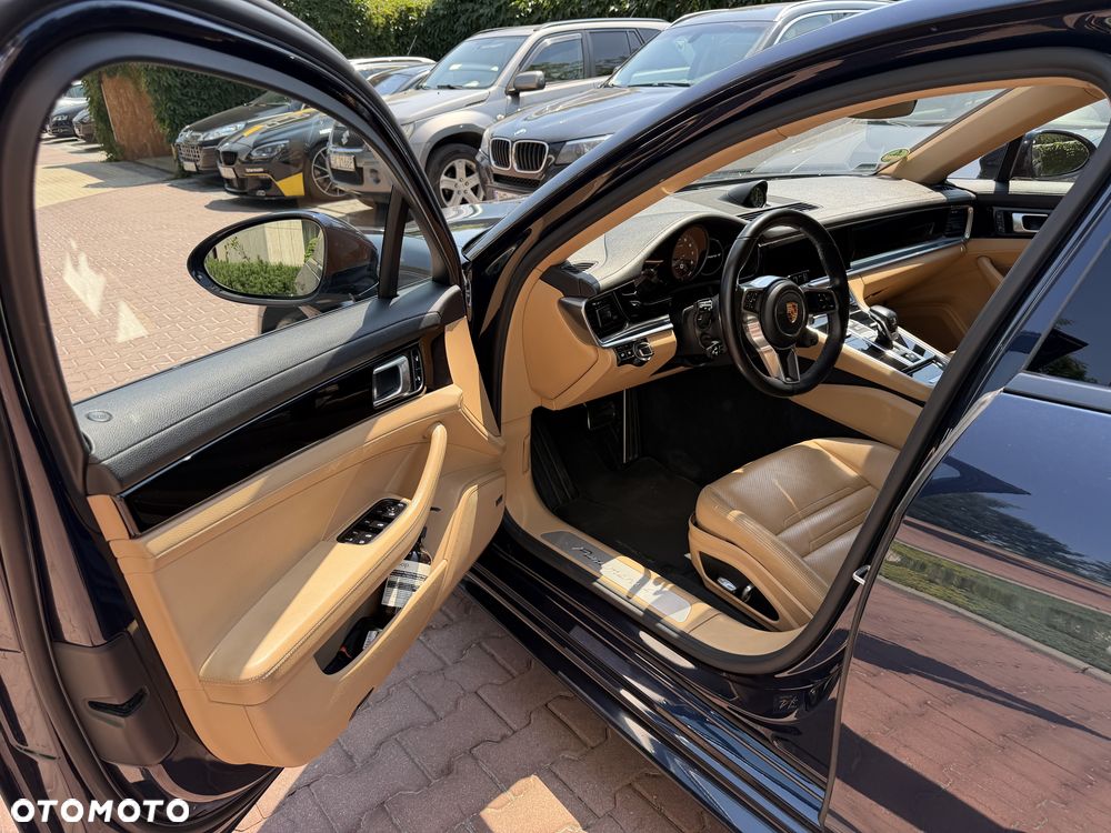 Porsche Panamera - 9