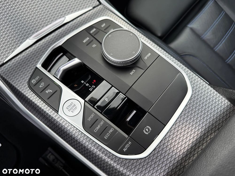 BMW Seria 3 320d xDrive mHEV M Sport Edition sport - 39