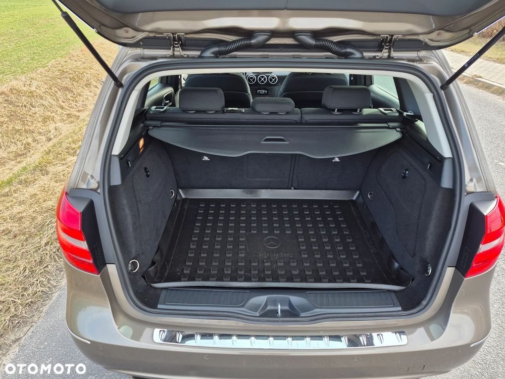 Mercedes-Benz Klasa B 180 (BlueEFFICIENCY) 7G-DCT - 12