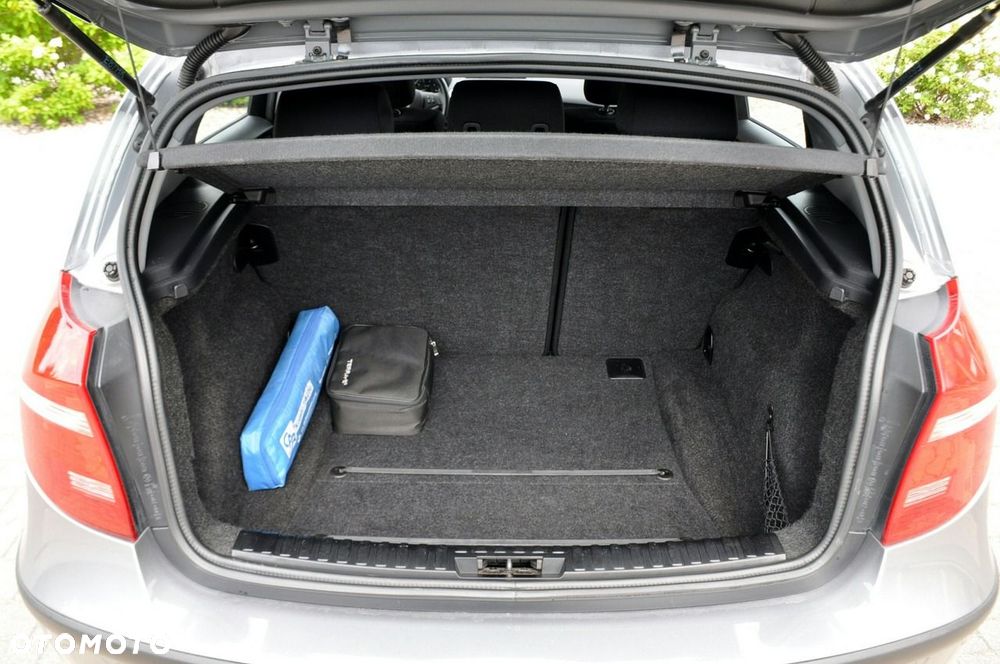 BMW Seria 1 - 38