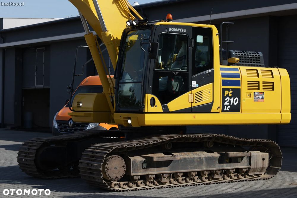 Komatsu PC210LC-11 - 2