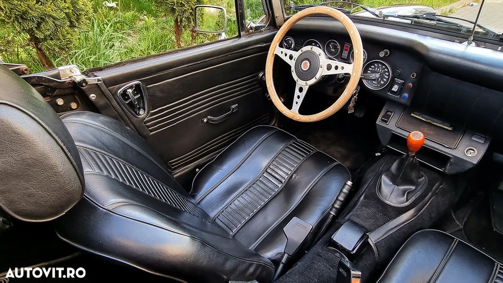 MG Midget - 2