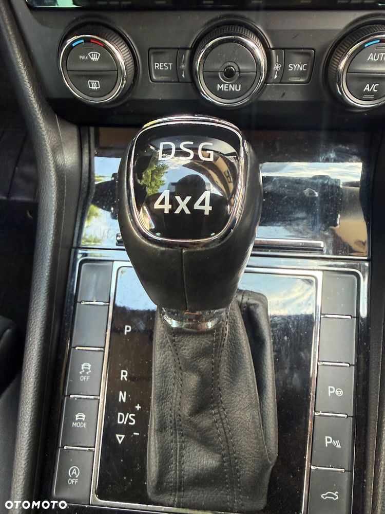Skoda Superb 2.0 TDI 4x4 Sportline DSG - 20