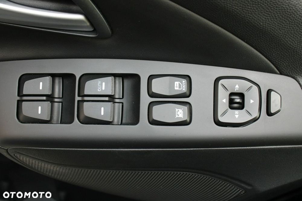Hyundai ix35 2.0 GDI Premium 2WD - 28