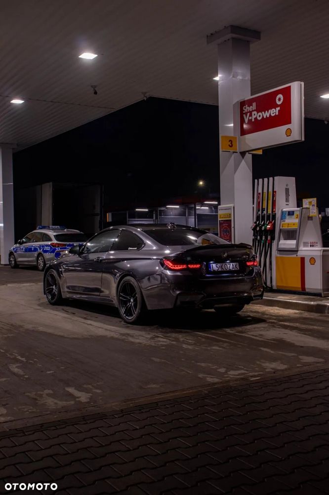 BMW M4 DKG - 9