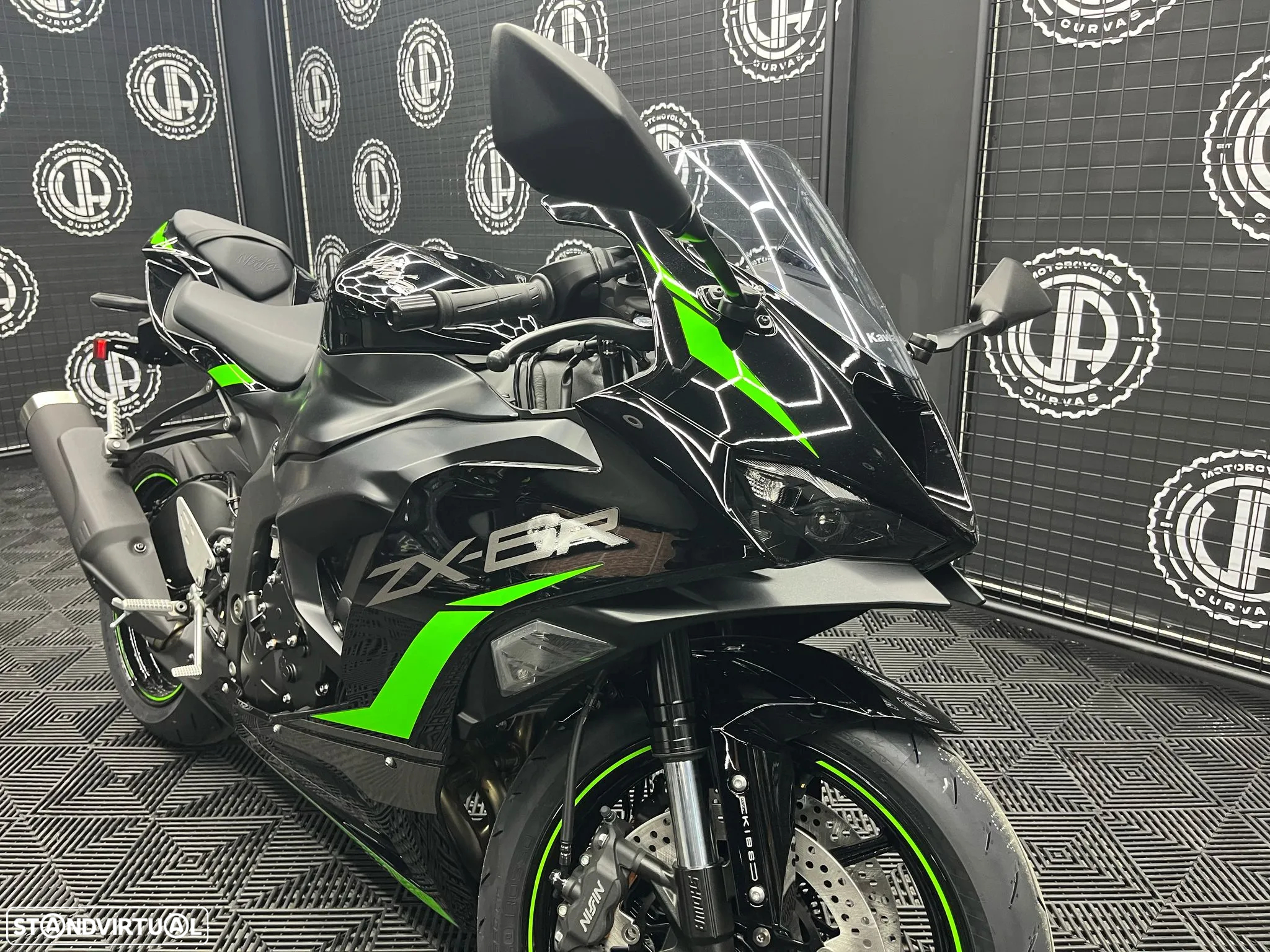 Kawasaki ZX 6R - 3
