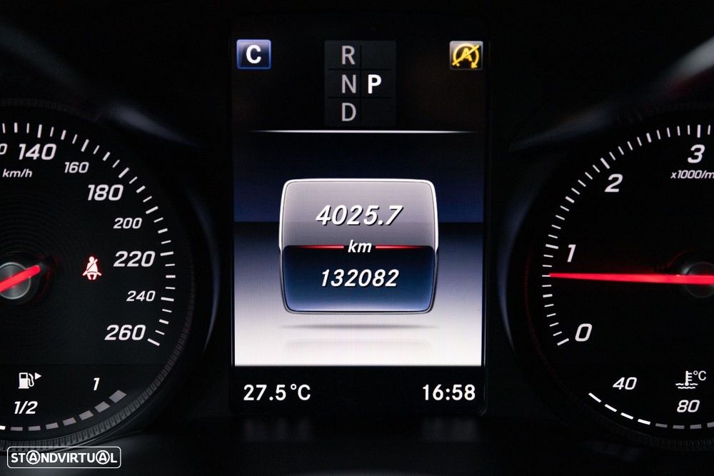 Mercedes-Benz GLC 250 d 4Matic 9G-TRONIC Exclusive - 24