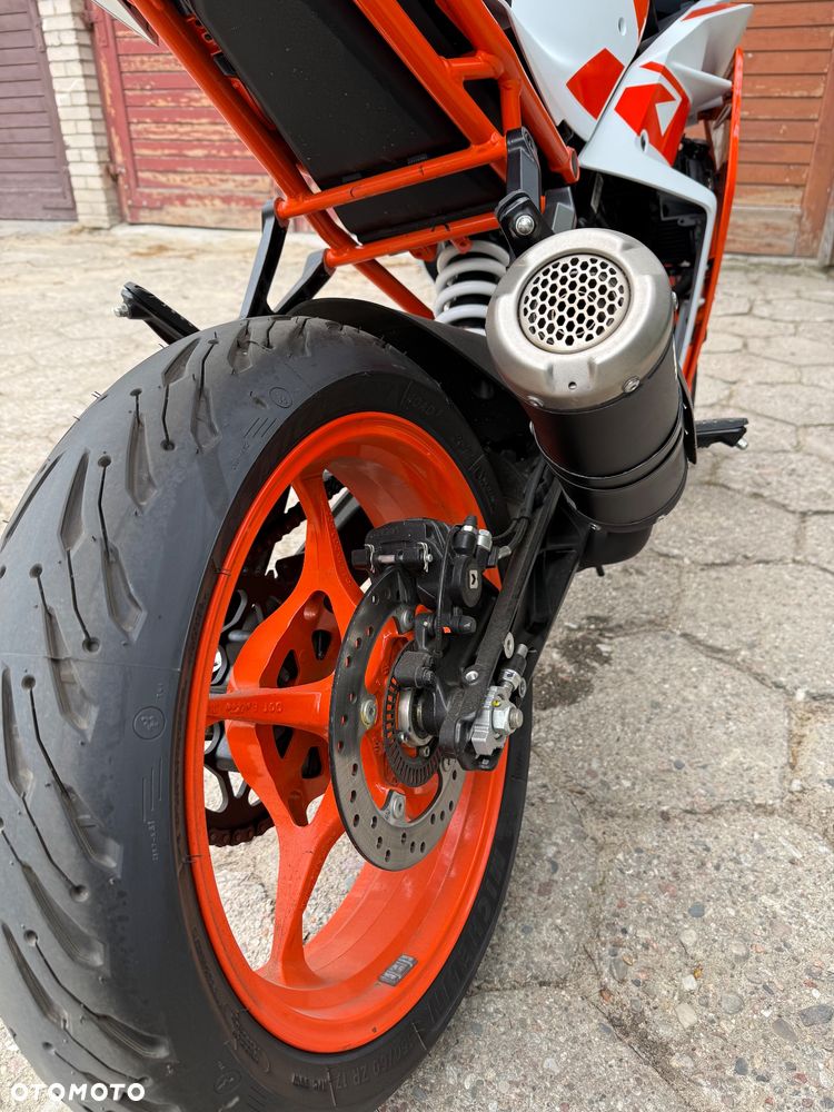 KTM RC 125 - 9
