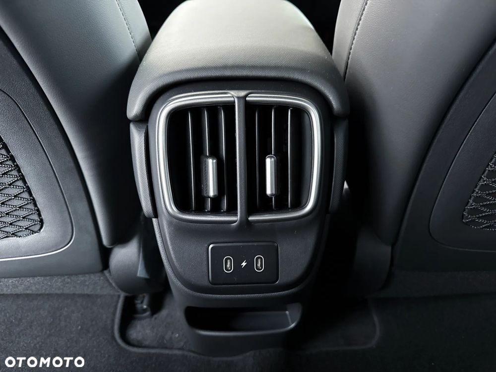 Hyundai IONIQ 6 77kWh Black Edition - 21