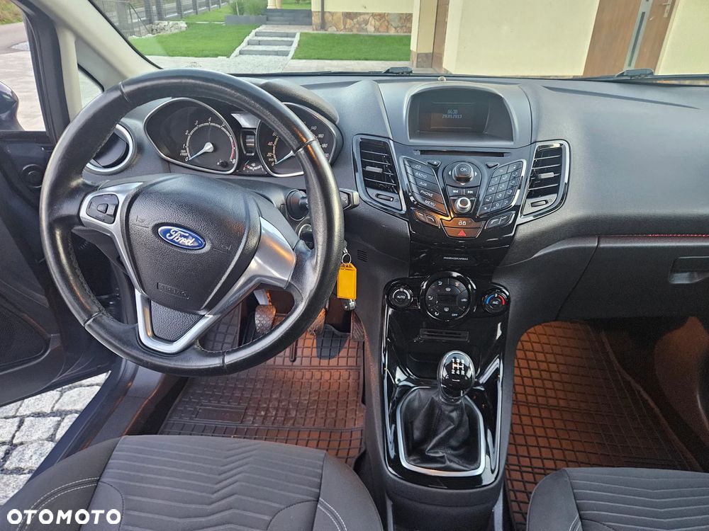 Ford Fiesta 1.25 Titanium - 27