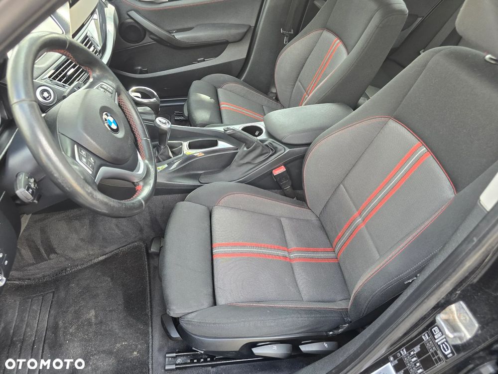 BMW X1 sDrive18d Sport Line - 15